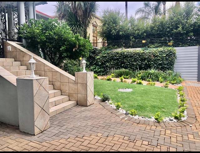 3 BEDROOM PROPERTY TO RENT IN KENSINGTON